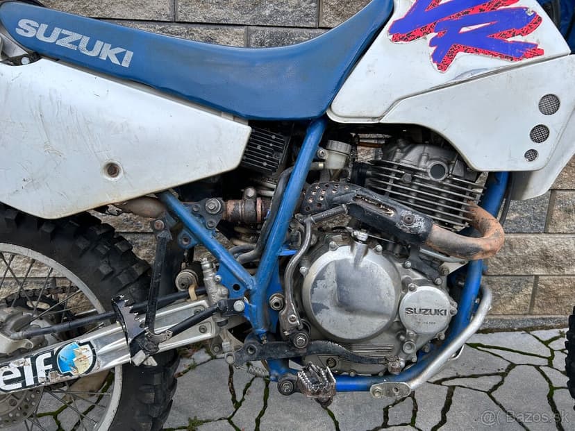 Suzuki dr 350