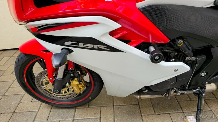 Honda CBR600F PC41