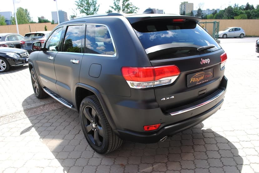 Jeep Grand Cherokee 3.0L V6 TD Overland A/T--143130KM--