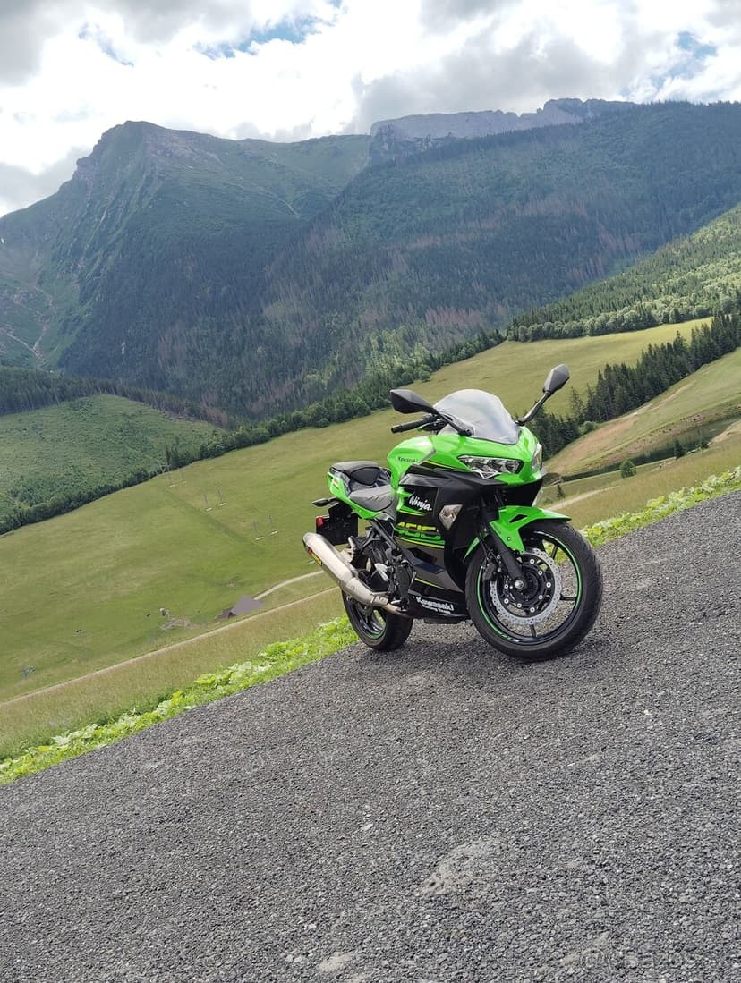 Kawasaki ninja 400