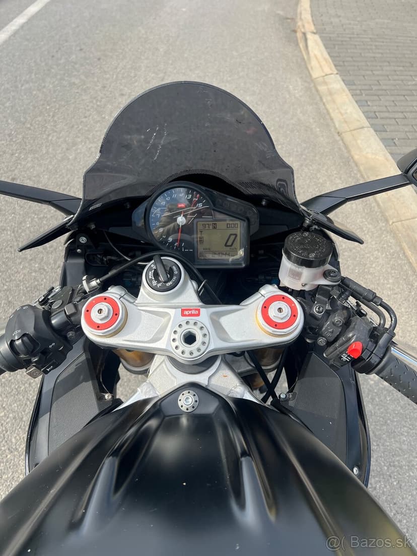 Aprilia RSV4