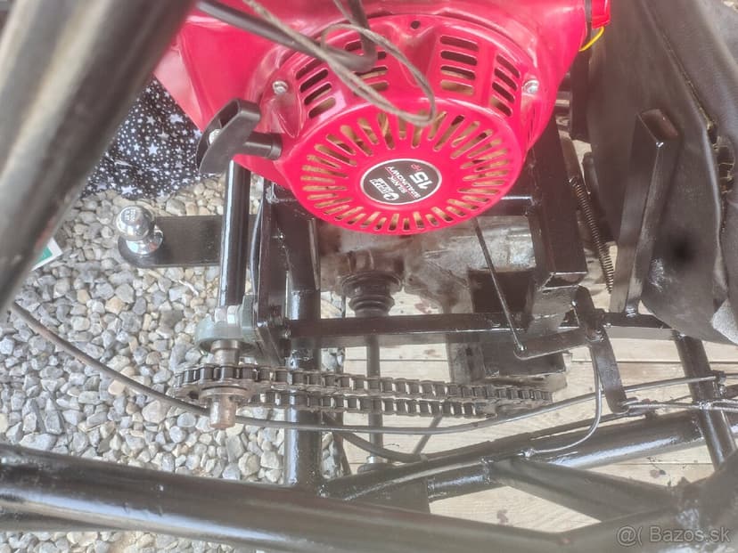 domácky vyrobená bugina