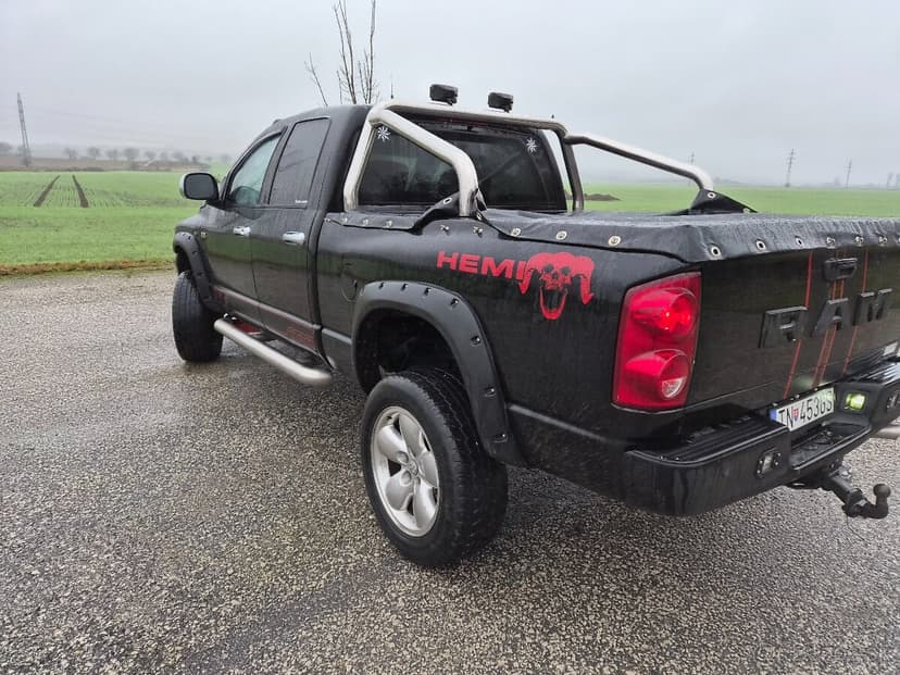 Dodge Ram 1500 5.7hemi 2007