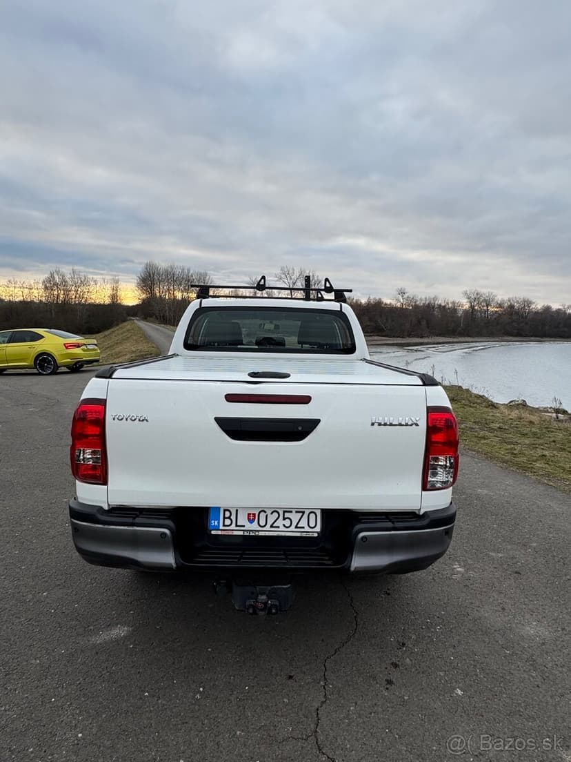 Toyota hilux 2.4