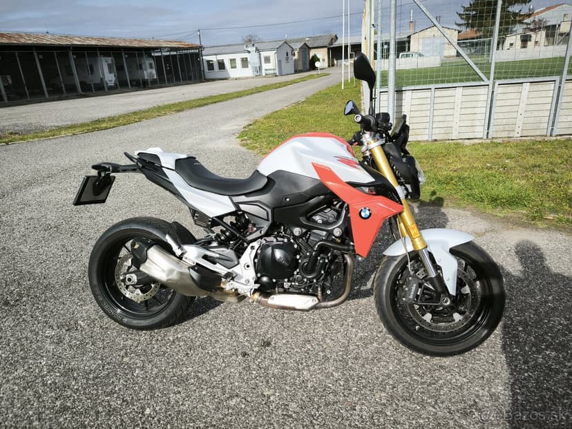 Bmw f900r