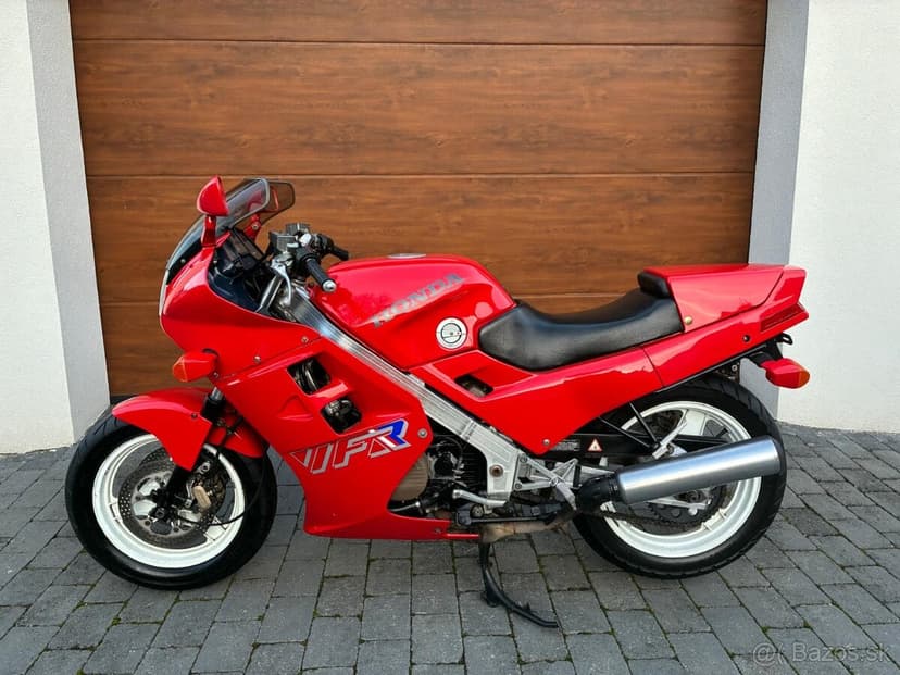 Honda Vfr700F 1986