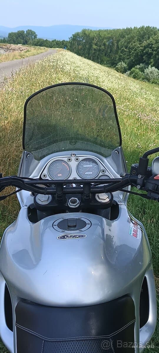 Aprilia Pegaso 650 Cube