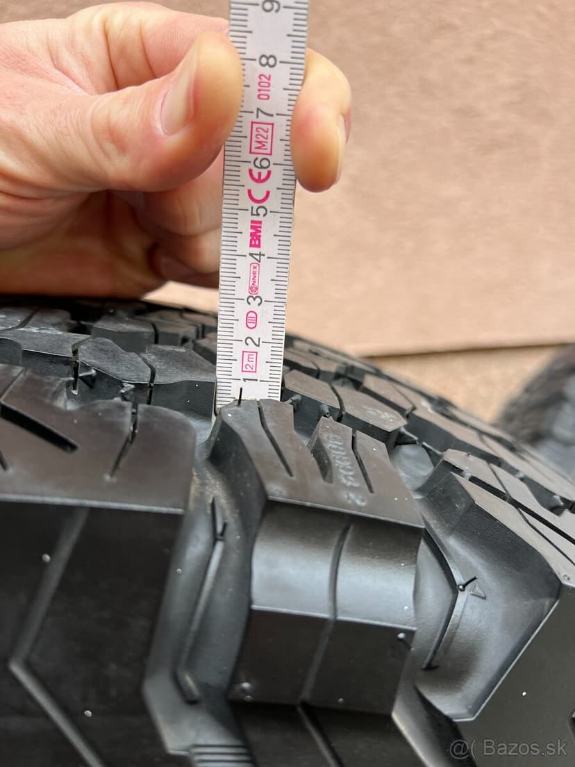 Original Alu Disky R18 s Off Road Pneu BFGoodrich 255/70 R18