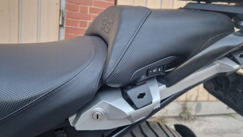 Bmw 1250 gs triple black