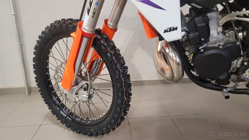 KTM 300 SX 2024 za 8900 eur chcete ho ?
