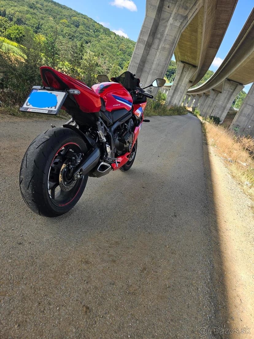 Honda CBR 650R