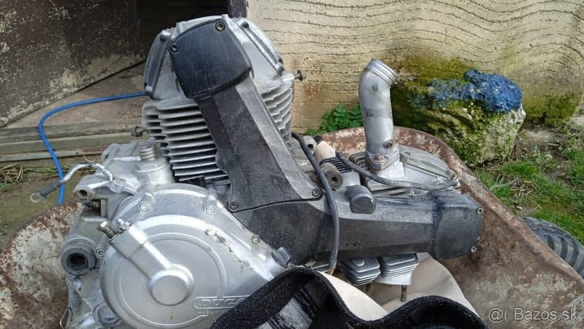 Ducati Monster 600