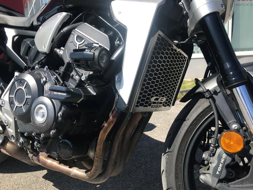 Honda CB1000R+