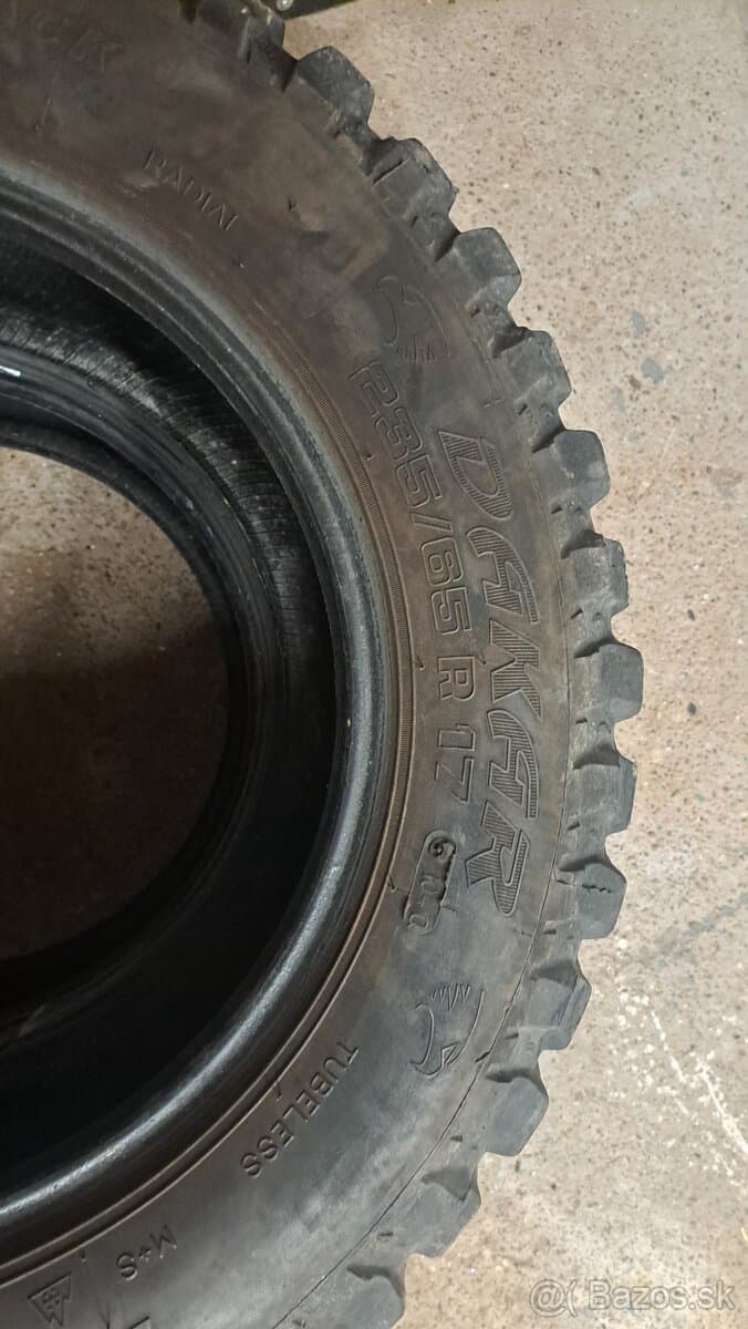 Predám Insa Turbo Desert Track Dakar 235 65 R17