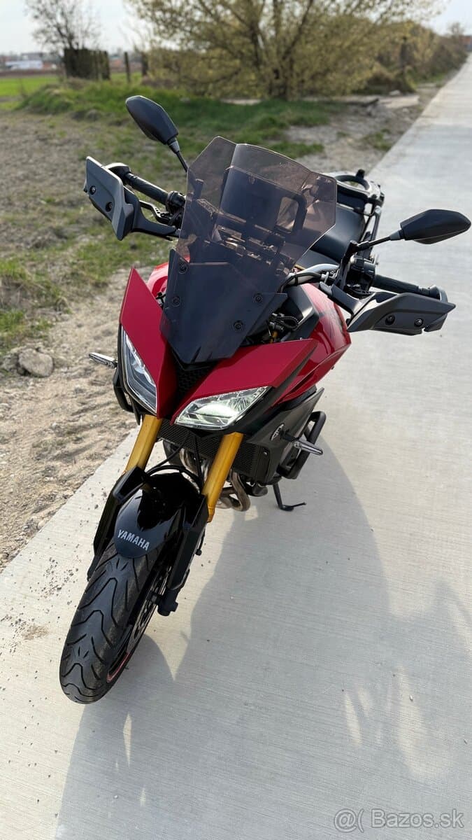 Prodám Yamaha mt 09 tracer r.v 2015
