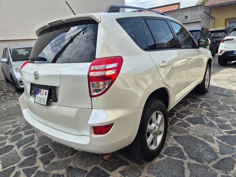 Toyota RAV4 SUV/Off-road 110kw Manuál