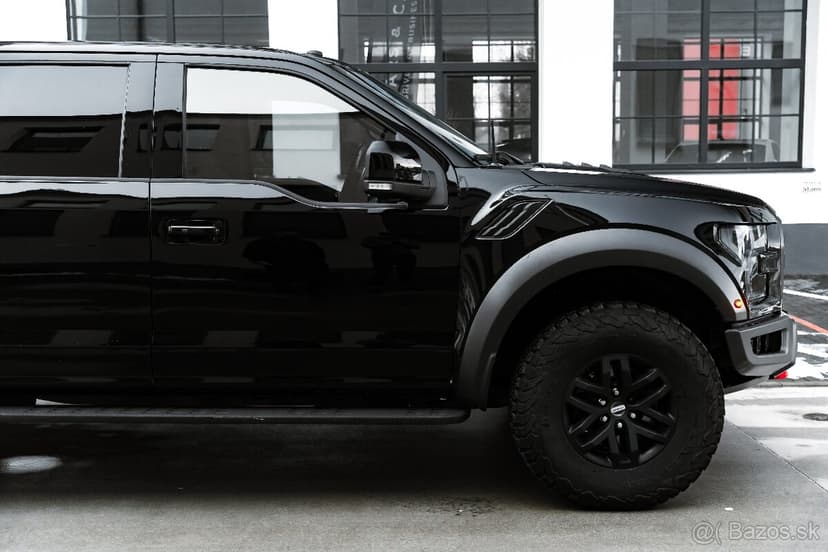 Ford F-150 RAPTOR