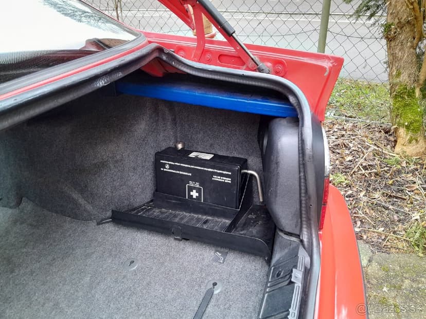 BMW E36 316i Coupe – originál stav, investičná príležitosť