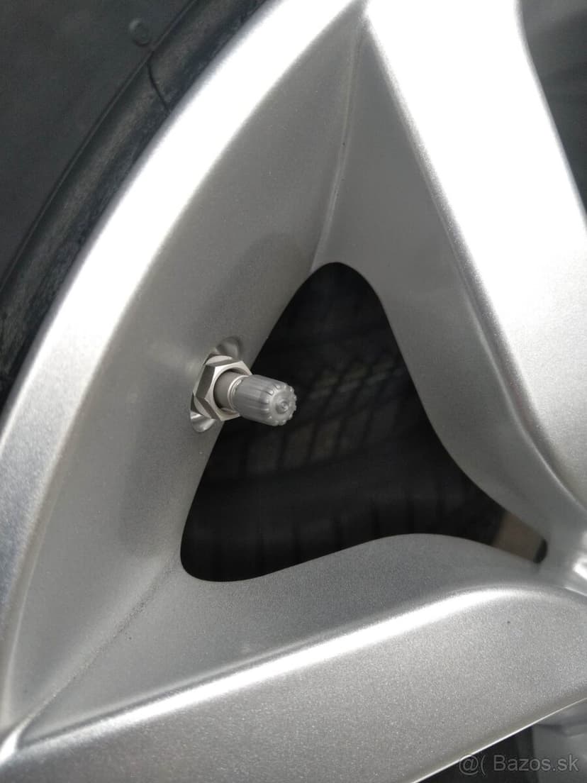 Zimná sada alu R 19 LAND ROVER DISCOVERY,RANGE ROVER, SPORT.