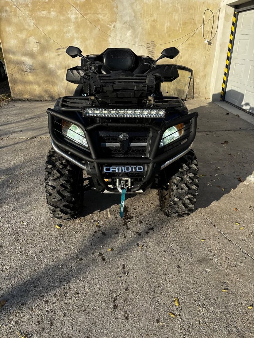 CF Moto 800