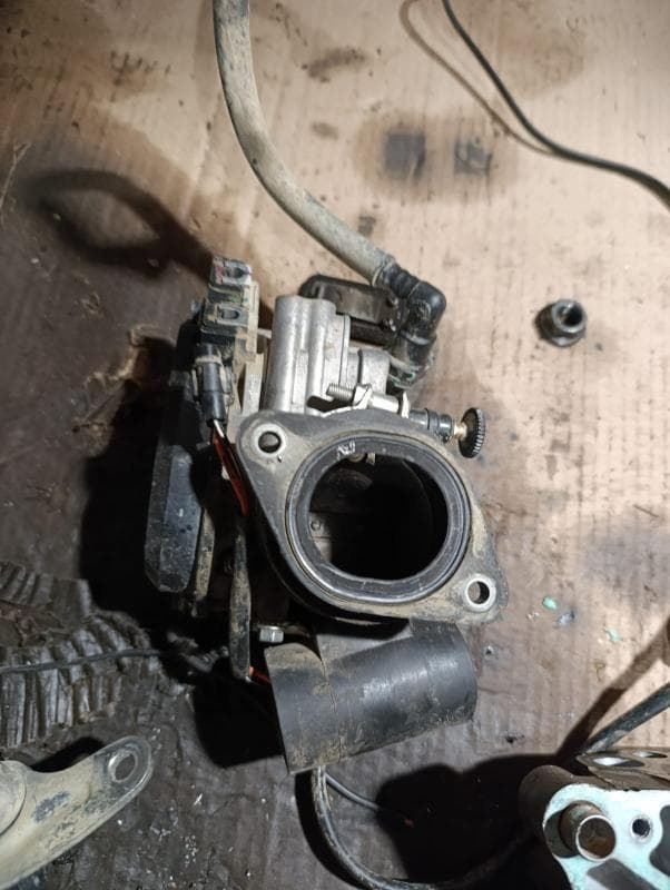 Predám náhradné diely