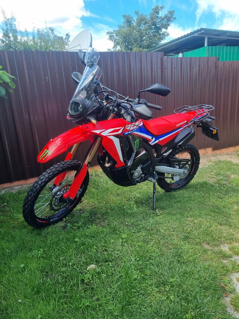 Honda crf 300 rally