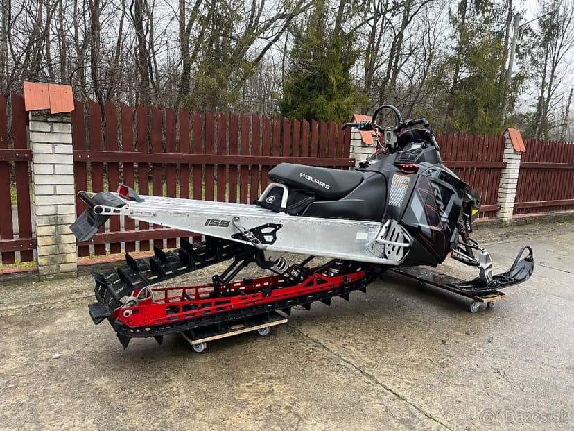 Skuter snezny Polaris Rmk 800 2016rv