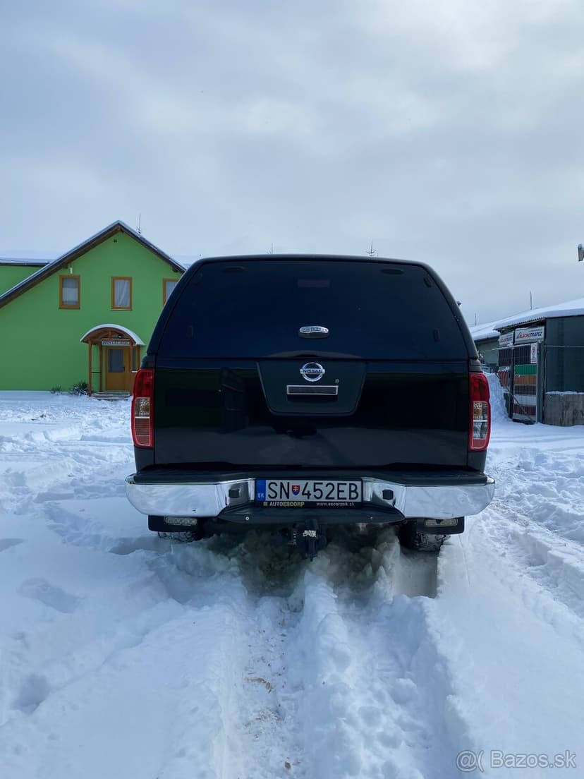 Nissan Navara D40 Double Cab 2.5dCi 128kW