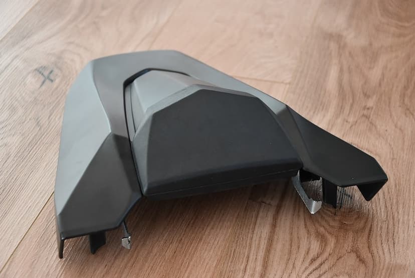 kryt zadneho sedla Honda CB650R - cb 650r