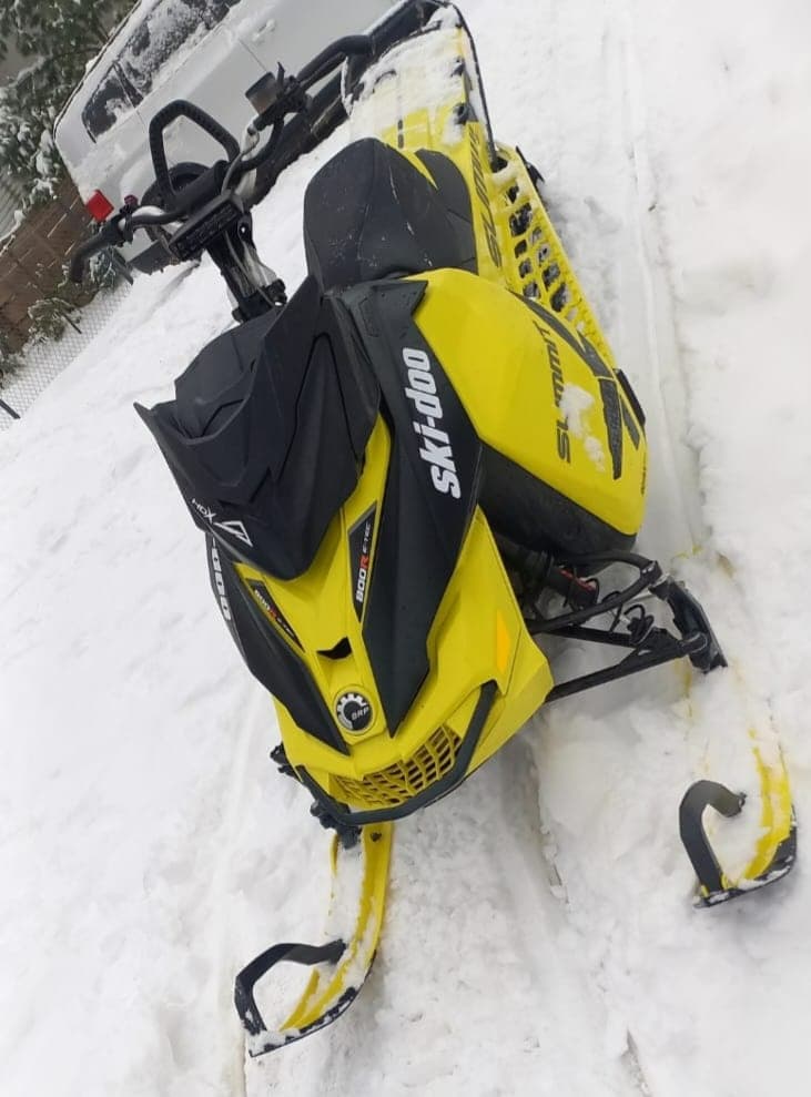 Ski-doo summit X - T3