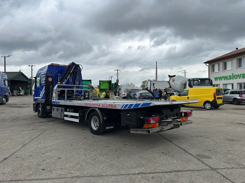 MAN TGL 12.210 4x2 2010 VIN 767