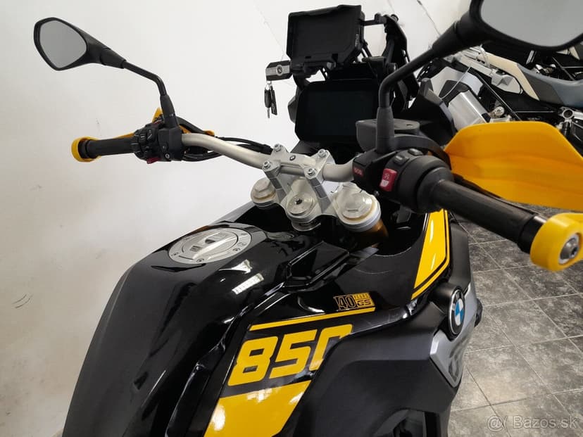 BMW F 850 GS - Výroční 40 Years Edition