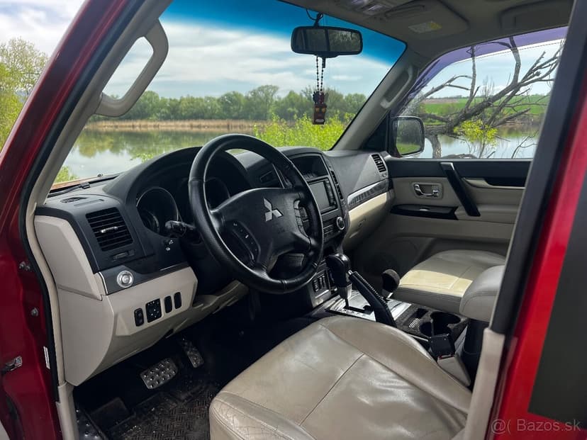 Mitsubishi pajero 4 wagon 125kw