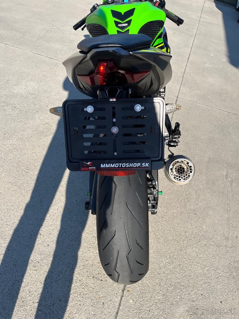 Kawasaki ZX6R
