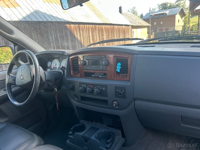 Dodge Ram 1500 5,7 Hemi