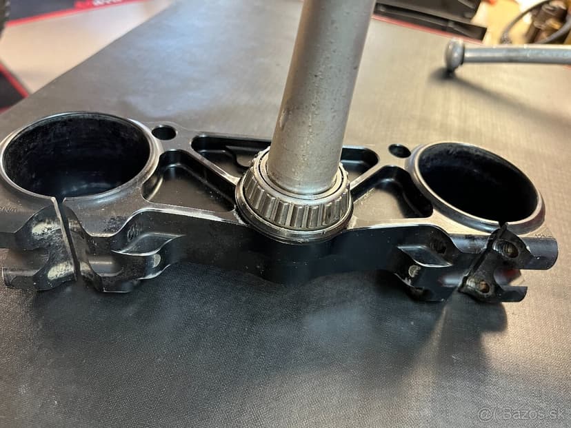 Predam diely z KTM sxf 350 2018, ale pasuju aj na ine modely