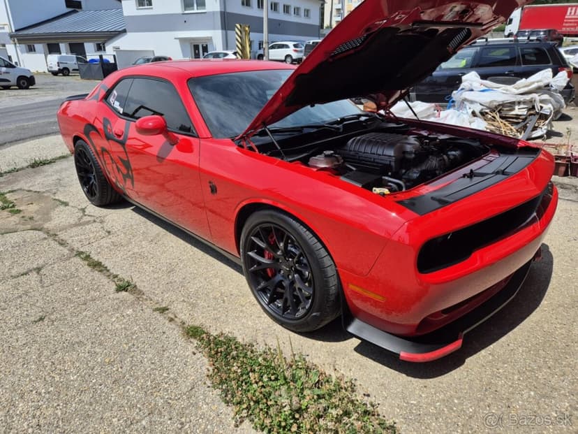 Predam dodge challenger 6.2 hellcat
