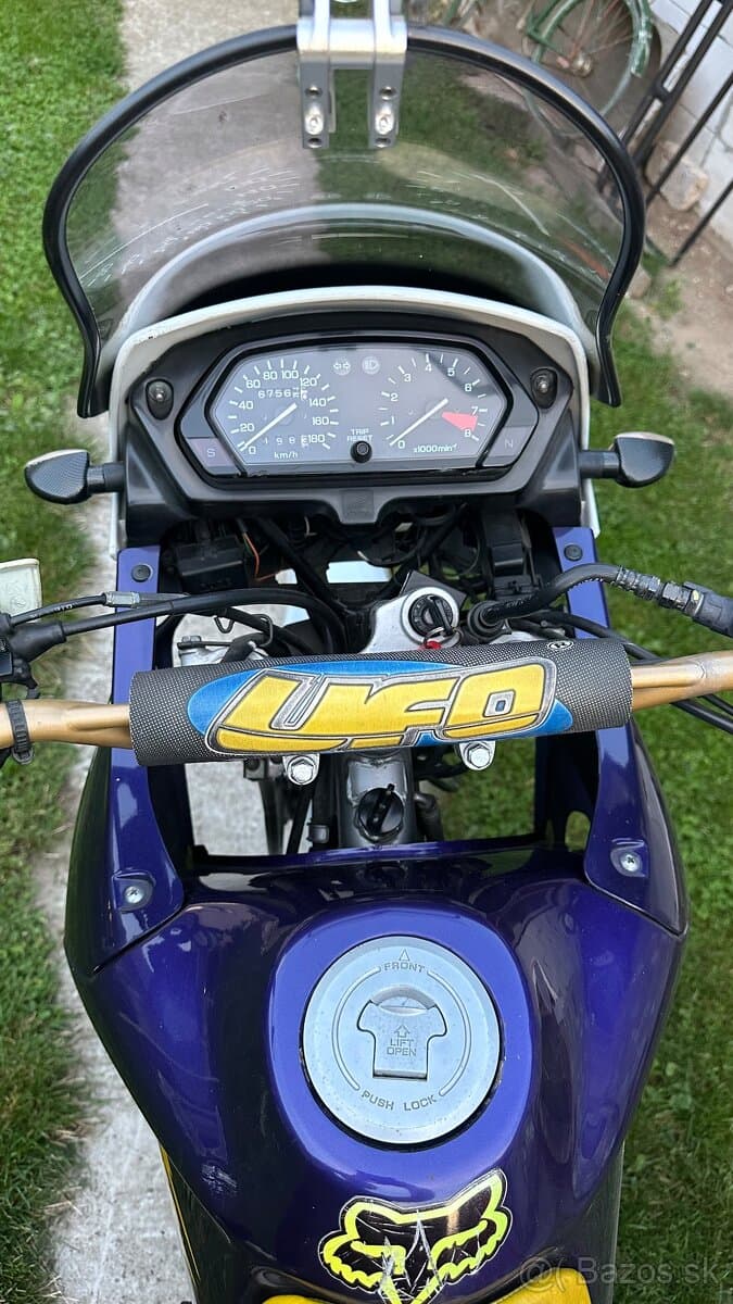 Honda NX 650 Dominator