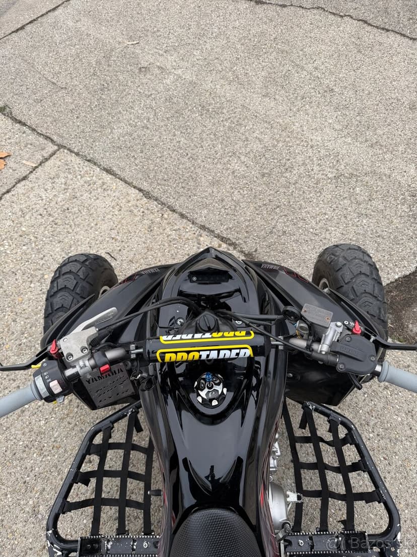 Yamaha raptor YFM 700R