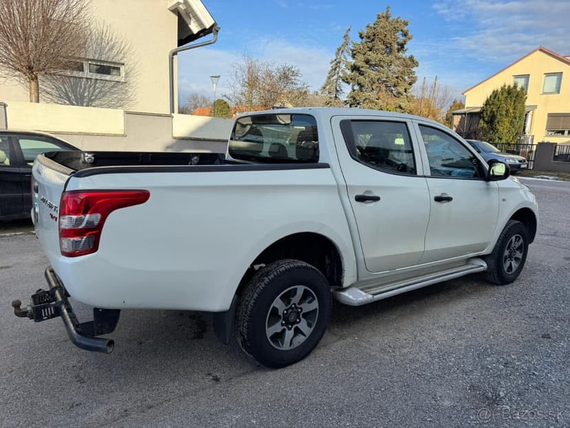 FIAT FULLBACK DIESEL 4X4 ROK 2019 MITSUBISHI L200 4X4