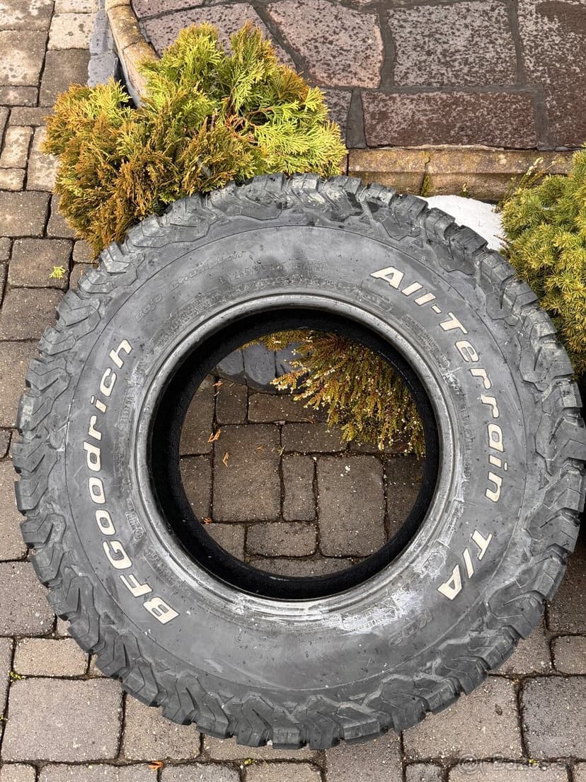 gumy BFgoodrich ALL-Terrain T/A