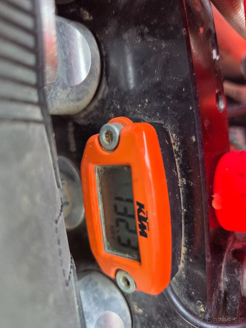 Ktm sxf 450 2019 naj. 137 hodin od nova zachovaly stav