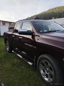 Dodge RAM 1500 V8 5.7 Hemi LPG 6miestne ..Znížená cena..
