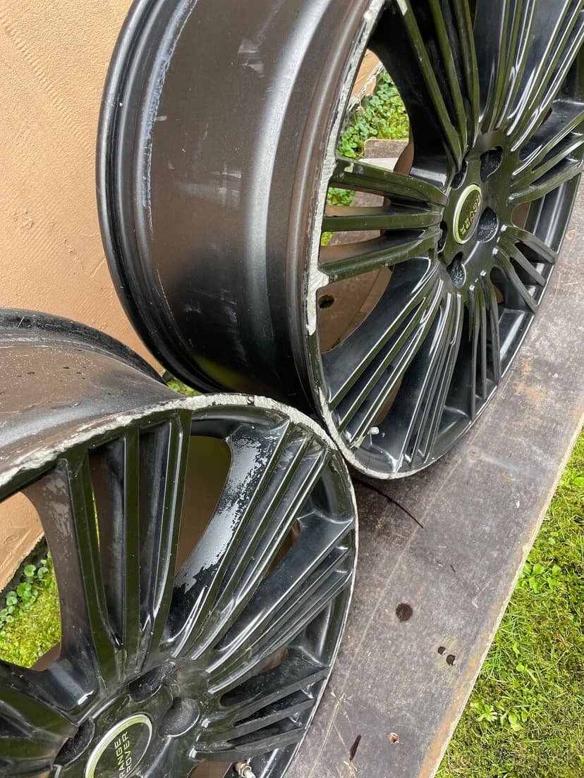 Disky Range Rover R22