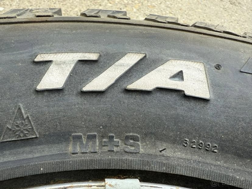 Pneu Goodrich 235/85 R16 + disk 6x139.7 16”6J