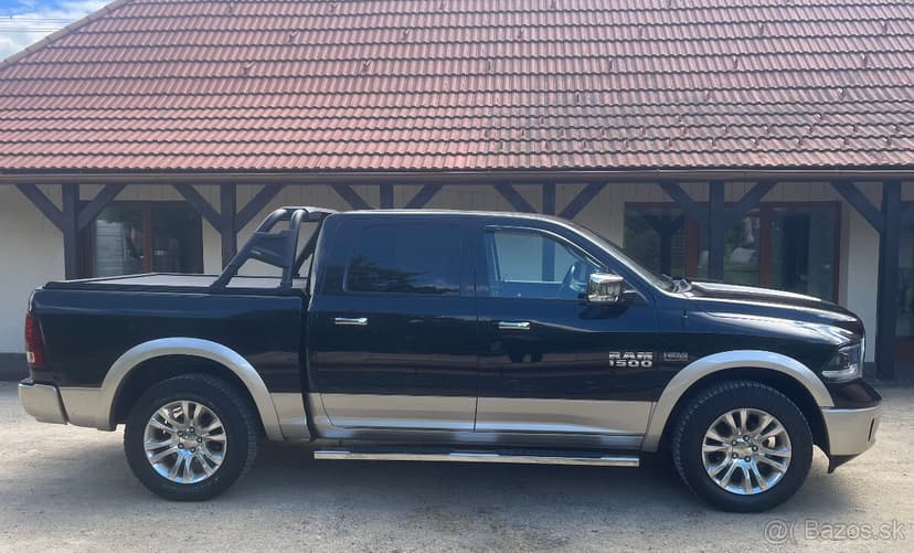 Dodge RAM 1500 5.7 HEMI LARAMIE Crew CAP TOP