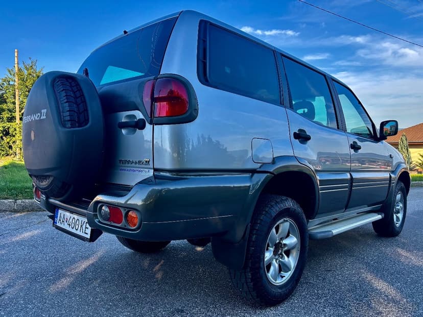 Nissan Terrano 2.7 TDi 4x4 Off Road edícia