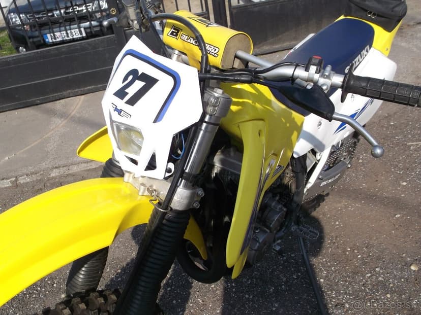 PREDÁM SUZUKI DRZ 400 E -OSTRÁ VERZIA