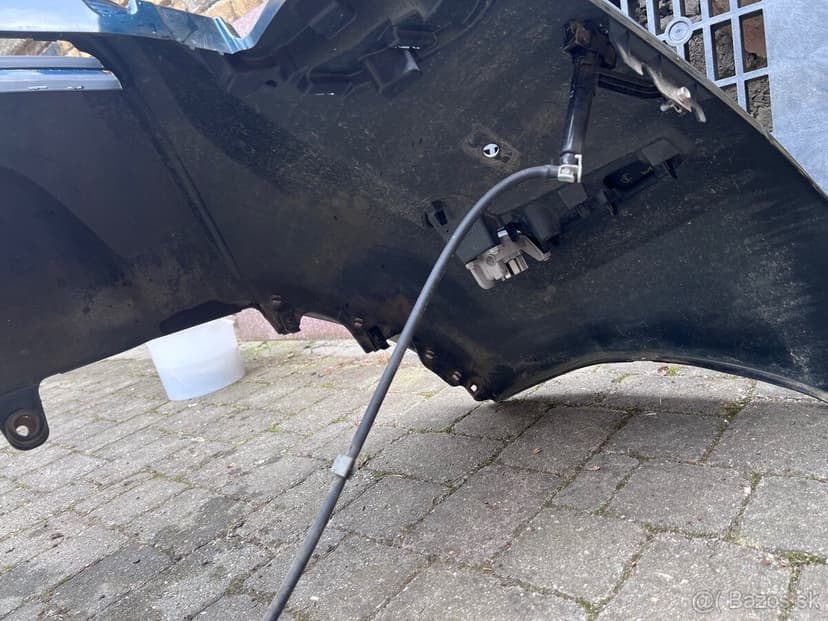 Predný nárazník Toyota Hilux r.v 2021