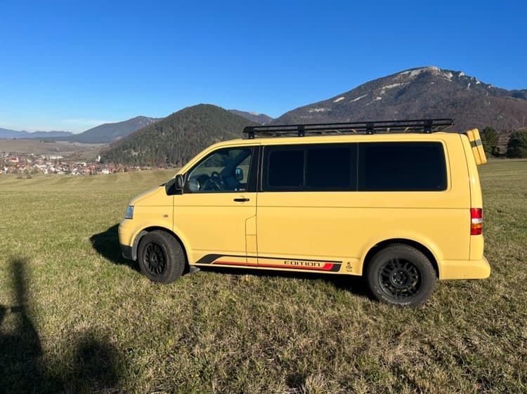 Multivan transporter Caravelle 4x4 Slovenské auto T5